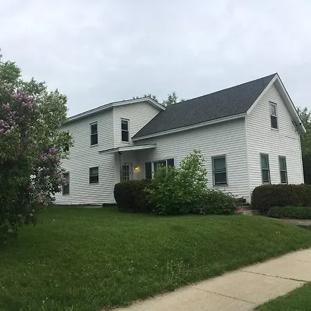 Centrally Located Winooski Apartment Exterior photo