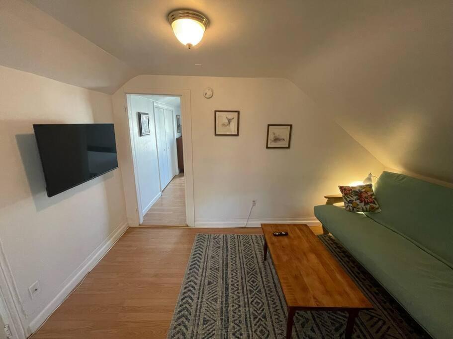 Centrally Located Apartment *